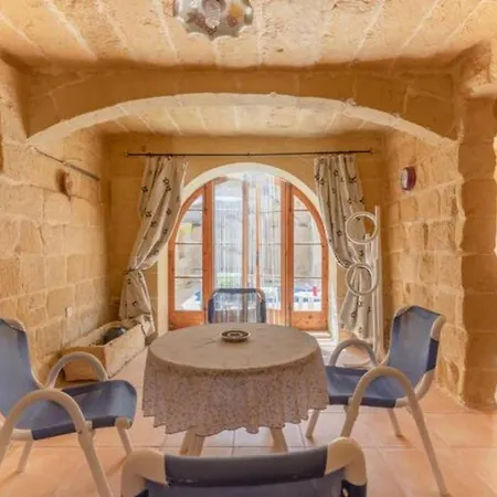 Ta' Frenc * Għarb