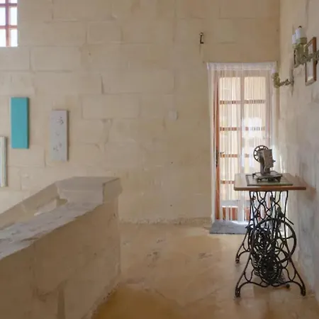 Ta' Frenc * Għarb
