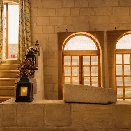 Ta' Frenc Ferienhaus Għarb