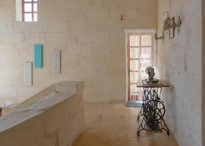 Ta' Frenc * Gharb (Gozo)